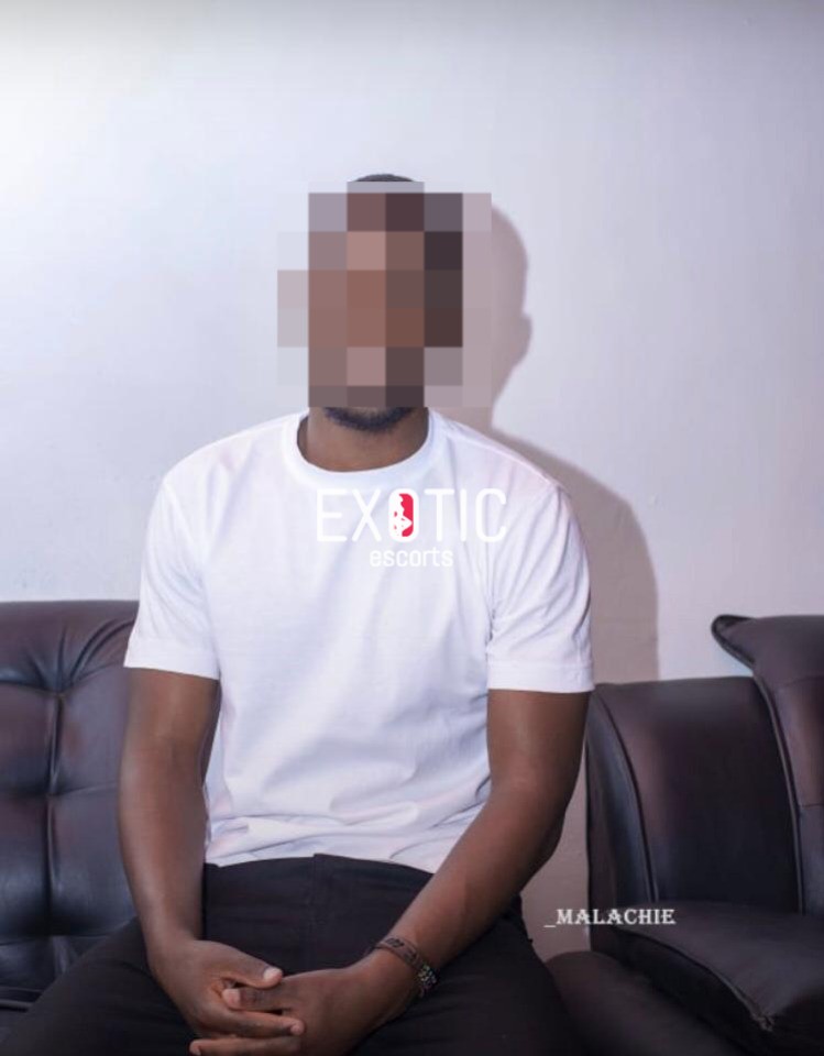 Junior — Kigali